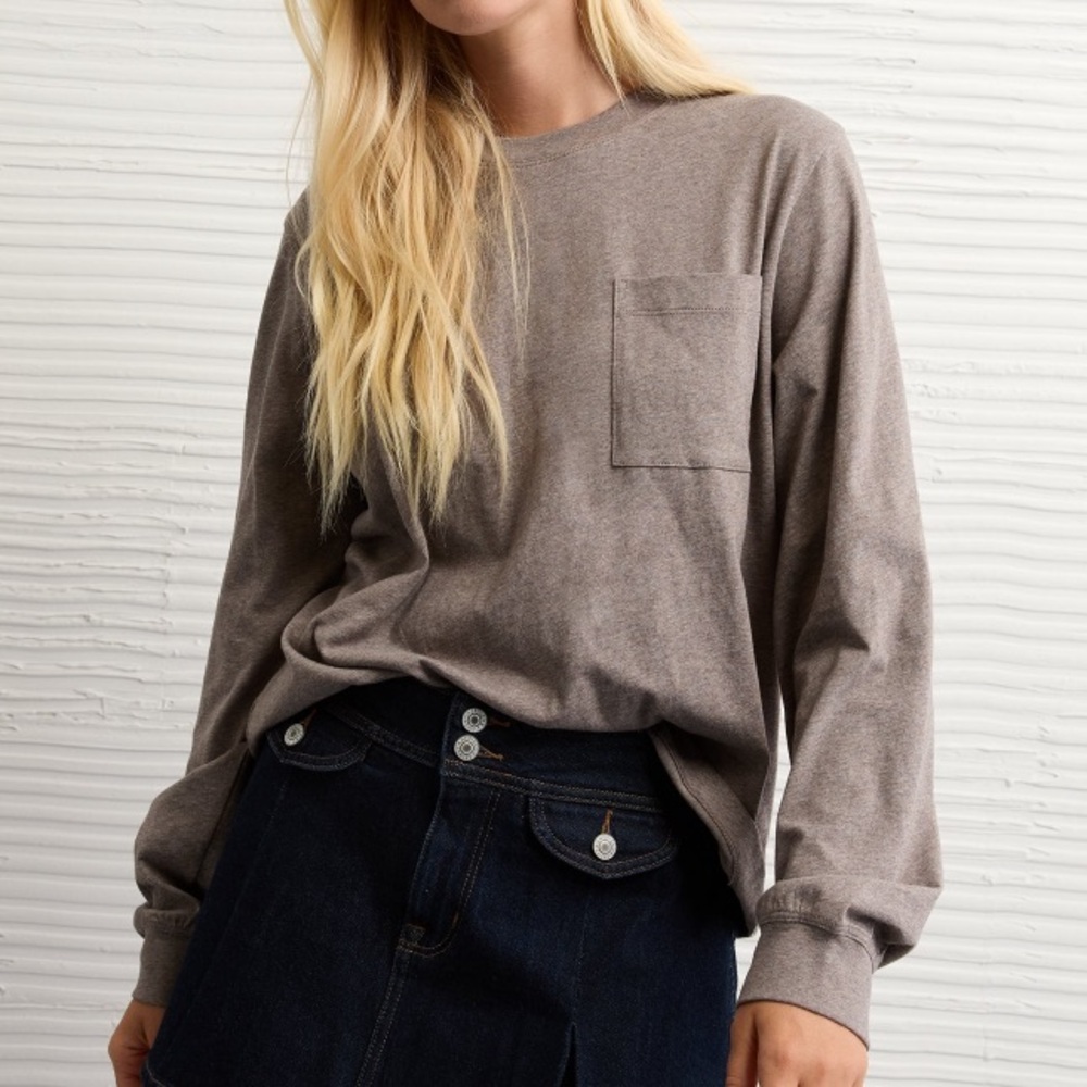 AE Everyday Luxe Long Sleeve T-Shirt